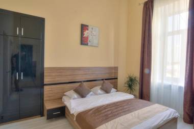 Best Season Apart Hotel