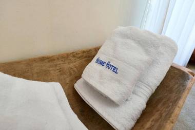 Home-Hotel Apartments on Maidan Nezalezhnosti Square