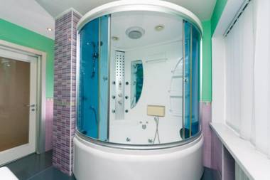 Alex Apartments on Lva Tolstogo