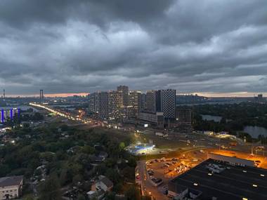 Apartments with Dnipro view