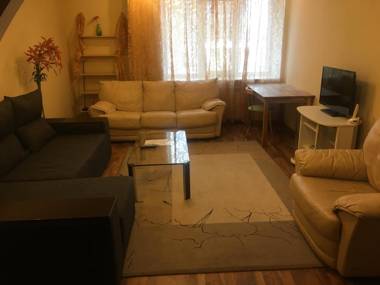 Hotel Service Predslava on Antonovicha street