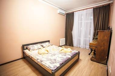 Apartment On Khreshchatyk 21