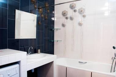 Apartment on Bogatyrskaya 6a