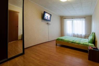 VIP apartment on 14 Vidradnyi Avenue