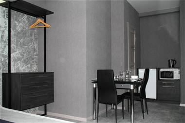 Solo Apartment Virmenska