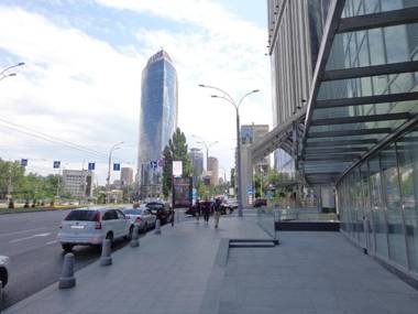 Apartments CENTER on Lesi Ukraiinky blvd 8-TWO SEPARATE BEDROOMS