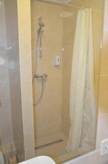 SKY Apartment Virmenska