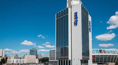 Park Inn by Radisson Kyiv Troyitska