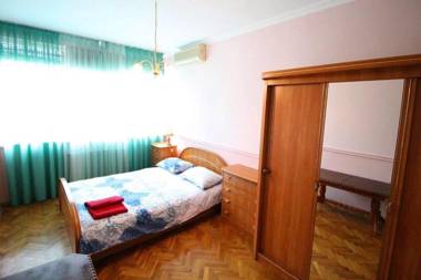 Vv51-14 - TWO SEPARATE BEDROOMS - OLYMPIC STADIUM - NEAR KHRESCHATYK - PALACE OF SPORTS - Velyka Vasylkivska St 51