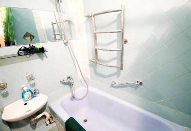 Vv51-14 - TWO SEPARATE BEDROOMS - OLYMPIC STADIUM - NEAR KHRESCHATYK - PALACE OF SPORTS - Velyka Vasylkivska St 51