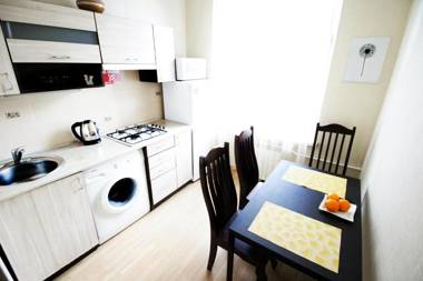 17 BASSEINA Street - THREE SEPARATE BEDROOMS - PALACE OF SPORTS