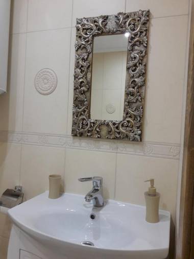 Mini Hotel on Demiivska