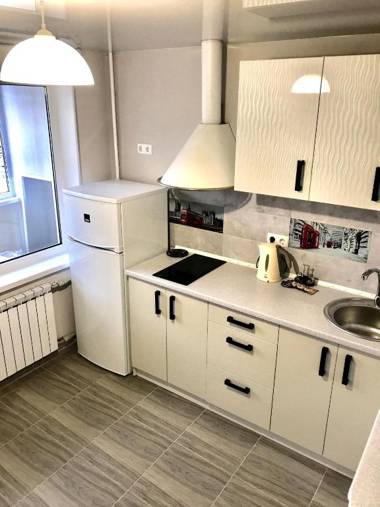 Apartment Obolon metro station