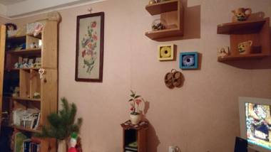 Comfortable isolated turnkey room near the subway and the International Exhibition Center