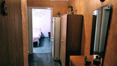 1к Квартира біля метро Дарниця