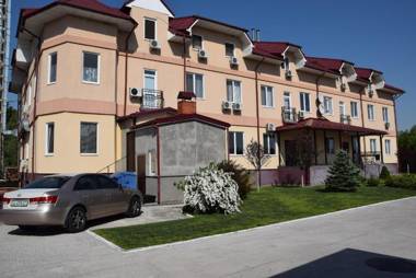 SunLake Hotel Osokorki