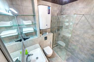 Apartment Voskresenska 18