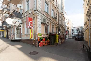 Apartments on Lysenka 3 near Golden Gate