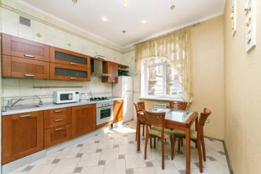 Apartment on Kreshchatik st 17