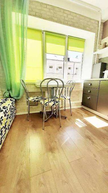 Centre nigh Mariinsky Park Palace