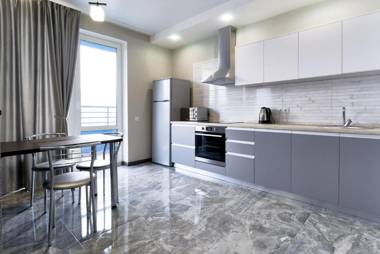 Уютная VIP студия в центре метро Политех Охматдет паркинг