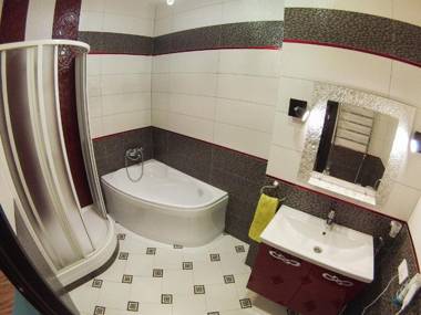 Жилянская 118 Люкс 2к