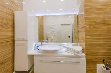 Жилянская118 посуточно