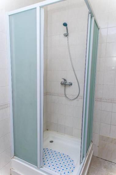 BOTANIC GLOBUS HOSTEL