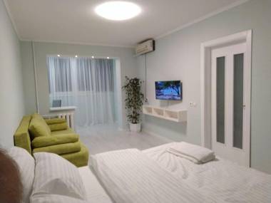 2х комнатная возле skymall & X-park