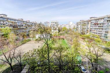 ARTAL Apartment on Obolonsky avenue 16a