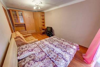 Apartments on the street Evgeniya Konovalets 29A