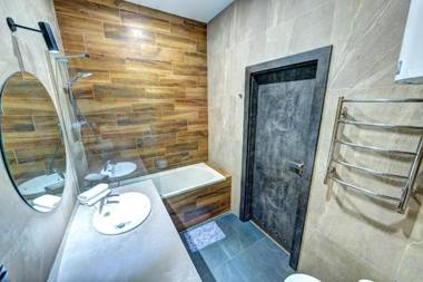 Apartment on the street. Evgeniya Konovalets 36B