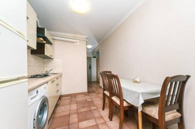 2к уютная квартира в центре Печерска(УЛ.АРСЕНАЛЬНАЯ 20)