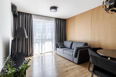 18173 Black and White cozy apartment