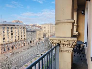 Amazing view of Khreshchatyk!