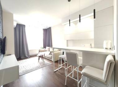 14377 Residential complex Central park cozy apartment