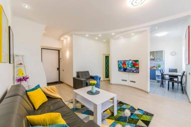 ЦЕНТР 2 комнатная квартира возле ТЦ Arena-City