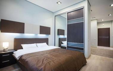 NAVIT apartments with breakfast near the railway station the city center and the park