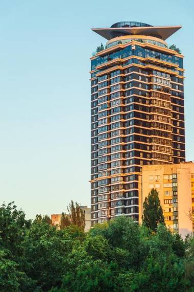 бульвар Леси Украинка 3