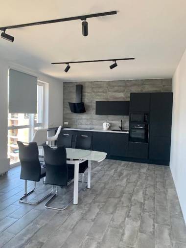 4 rooms apartment with a view to the Dnieper River