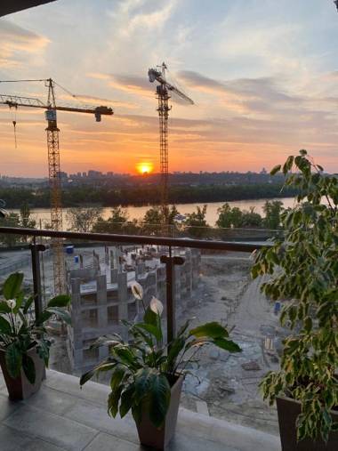 4 rooms apartment with a view to the Dnieper River