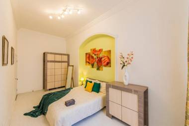 2 комнатная квартира возле ТРЦ Гуливер. ЦЕНТР