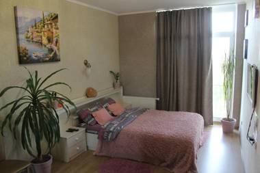 Cozy Apartment in a Closed Residential Complex Comfort Town 4