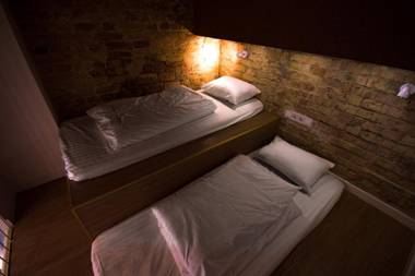 Kyiv Whisky Box Apart-Hotel