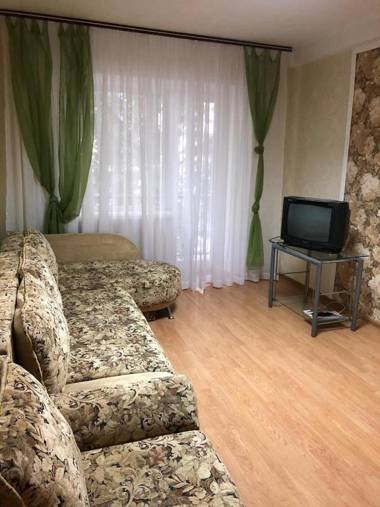 Kyiv Apartment in Pechersk on Oleksandra Kopylenko