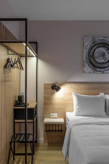 KONTRAKT Boutique Hotel