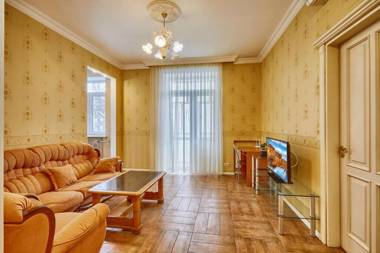 Apartment near Bessarabsky square