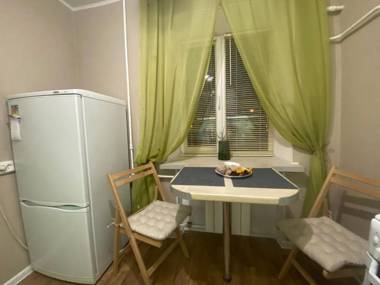 Cozy 2rooms apartmentnear Darnytsia metro station