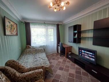 2 bedroom apartment metro Vasilkovskaya