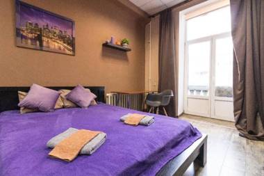 B5/47 TWO SEPARATE BEDROOMS - MAIDAN - INDEPENDENCE SQUARE